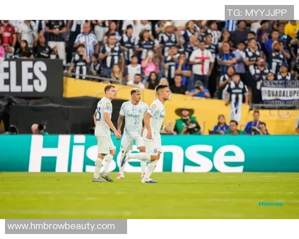 中国足球四大绝杀球星解析 他们如何在关键时刻力挽狂澜逆转比赛